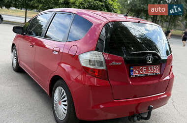 Хетчбек Honda Jazz 2010 в 
