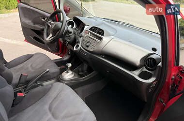 Хетчбек Honda Jazz 2010 в 