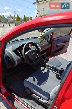 Хэтчбек Honda Jazz 2007 в 
