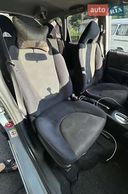 Хэтчбек Honda Jazz 2006 в 