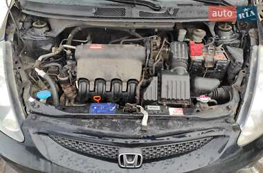 Хэтчбек Honda Jazz 2007 в 