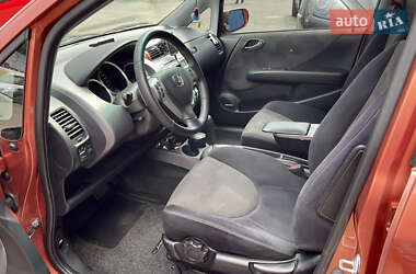 Хэтчбек Honda Jazz 2006 в 