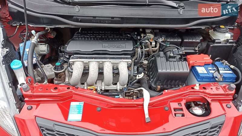 Хэтчбек Honda Jazz 2010 в Житомире