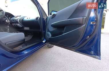 Хэтчбек Honda Jazz 2003 в 