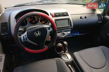 Хэтчбек Honda Jazz 2008 в 