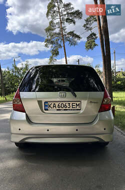 Хэтчбек Honda Jazz 2007 в 