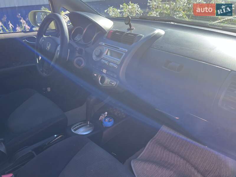 Хэтчбек Honda Jazz 2006 в Пирятине