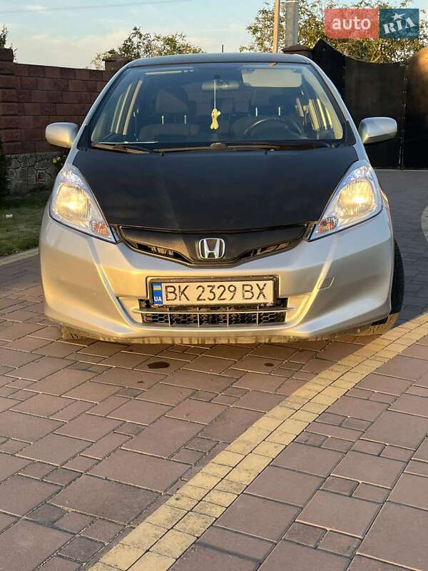 Хэтчбек Honda Jazz 2013 в Сарнах