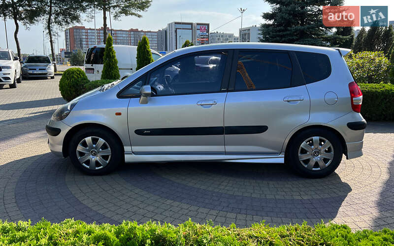 Хэтчбек Honda Jazz 2002 в Львове