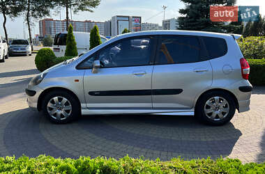 Хэтчбек Honda Jazz 2002 в 