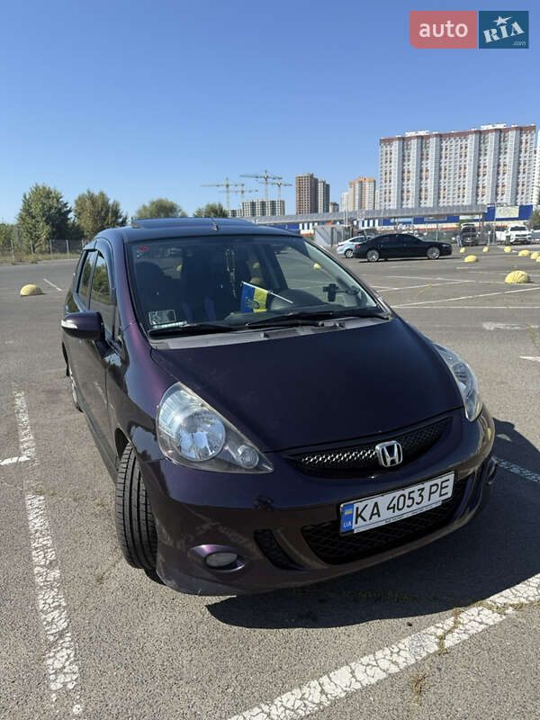 Хэтчбек Honda Jazz 2007 в Киеве