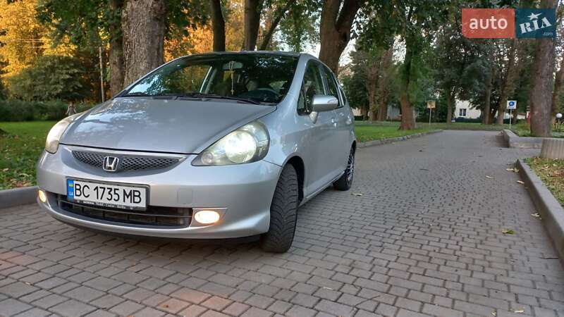 Хэтчбек Honda Jazz 2005 в Жидачове