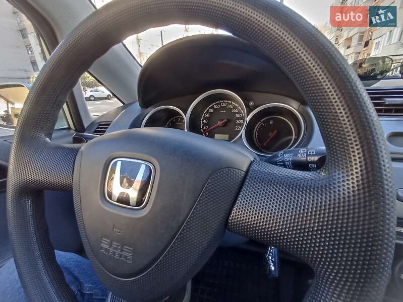 Хэтчбек Honda Jazz 2002 в Львове