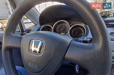 Хэтчбек Honda Jazz 2002 в 