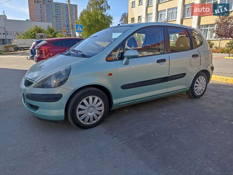 Хэтчбек Honda Jazz 2002 в Львове