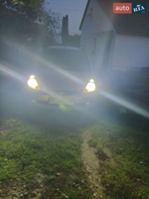 Хэтчбек Honda Jazz 2003 в Самборе фото 40 Хэтчбек Honda Jazz 2003 в Самборе