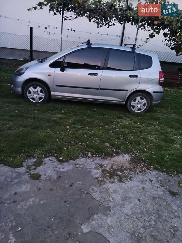 Хэтчбек Honda Jazz 2003 в Самборе фото 45 Хэтчбек Honda Jazz 2003 в Самборе