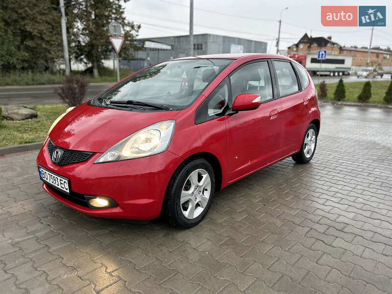 Хэтчбек Honda Jazz 2009 в 