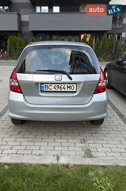 Хэтчбек Honda Jazz 2006 в 