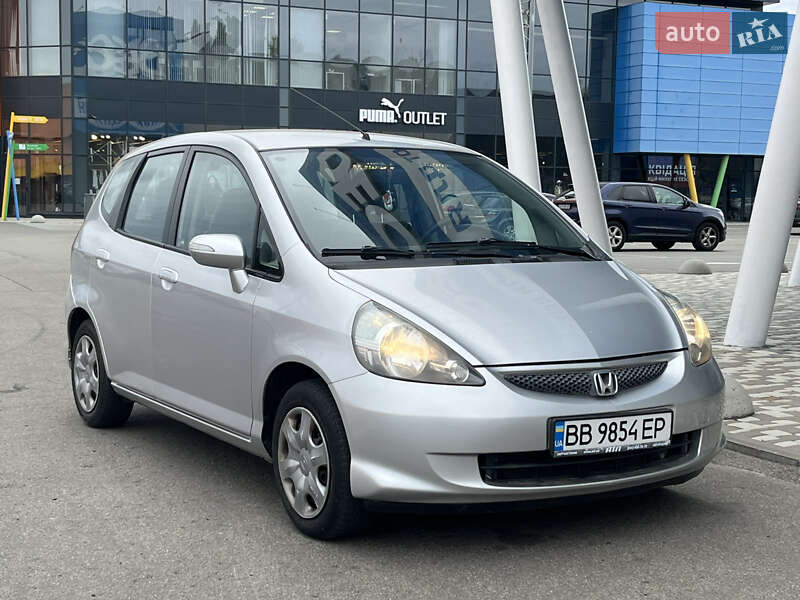 Хэтчбек Honda Jazz 2007 в Киеве