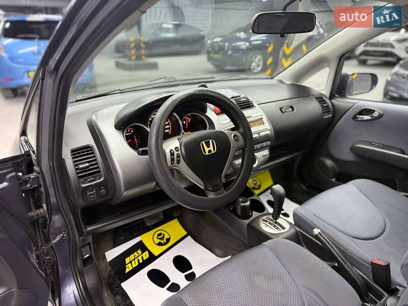 Хетчбек Honda Jazz 2007 в Чернівцях фото 23 Хетчбек Honda Jazz 2007 в Чернівцях