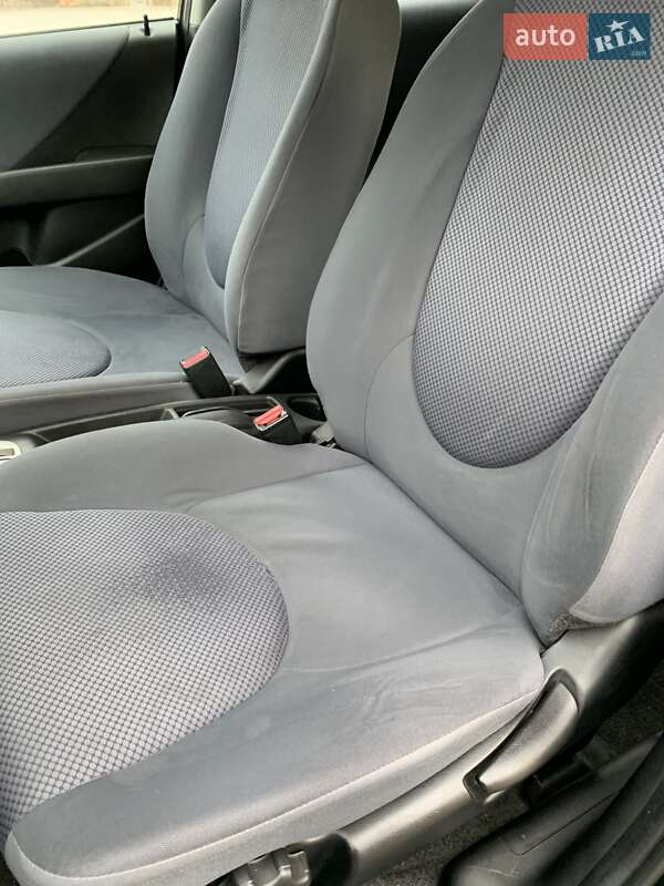 Хетчбек Honda Jazz 2007 в Іллінцях