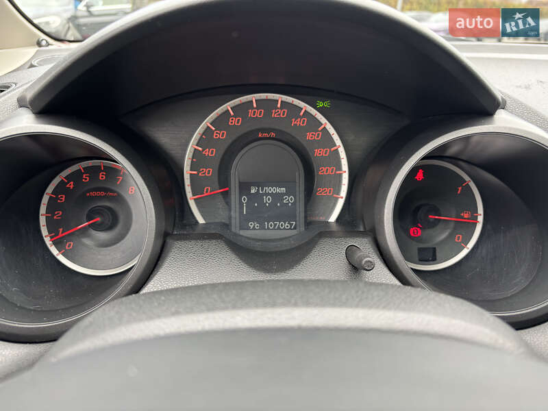 Хэтчбек Honda Jazz 2012 в Киеве