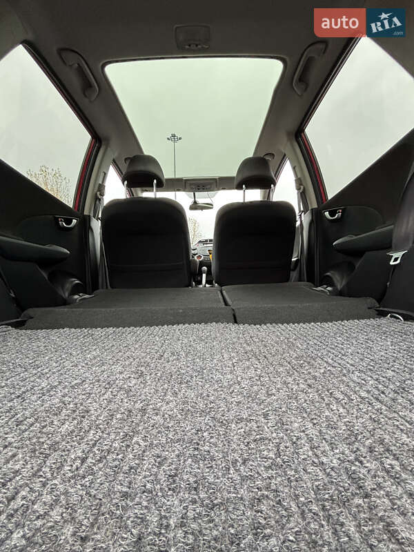 Хэтчбек Honda Jazz 2012 в Киеве