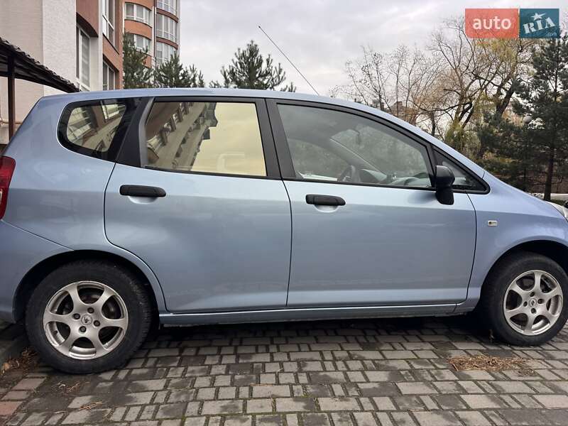 Хэтчбек Honda Jazz 2004 в Ивано-Франковске