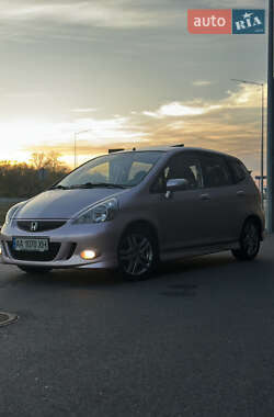 Хэтчбек Honda Jazz 2008 в Киеве