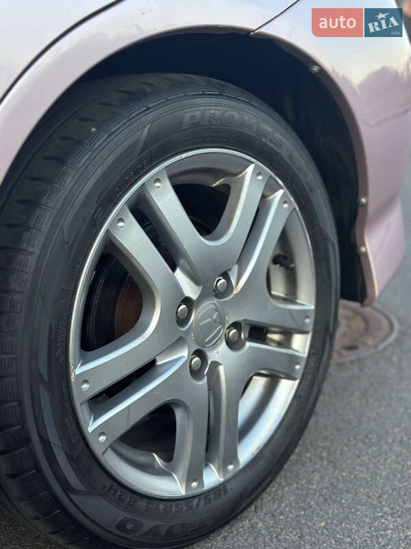 Хэтчбек Honda Jazz 2008 в Киеве