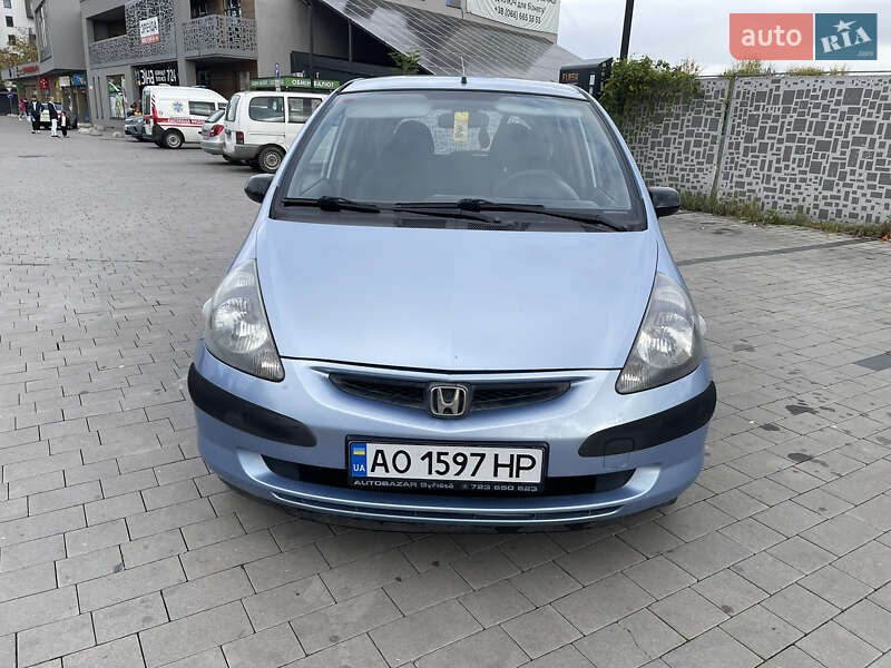 Хэтчбек Honda Jazz 2002 в Ужгороде