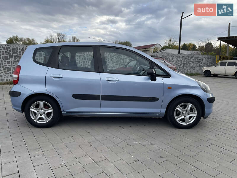 Хэтчбек Honda Jazz 2002 в Ужгороде
