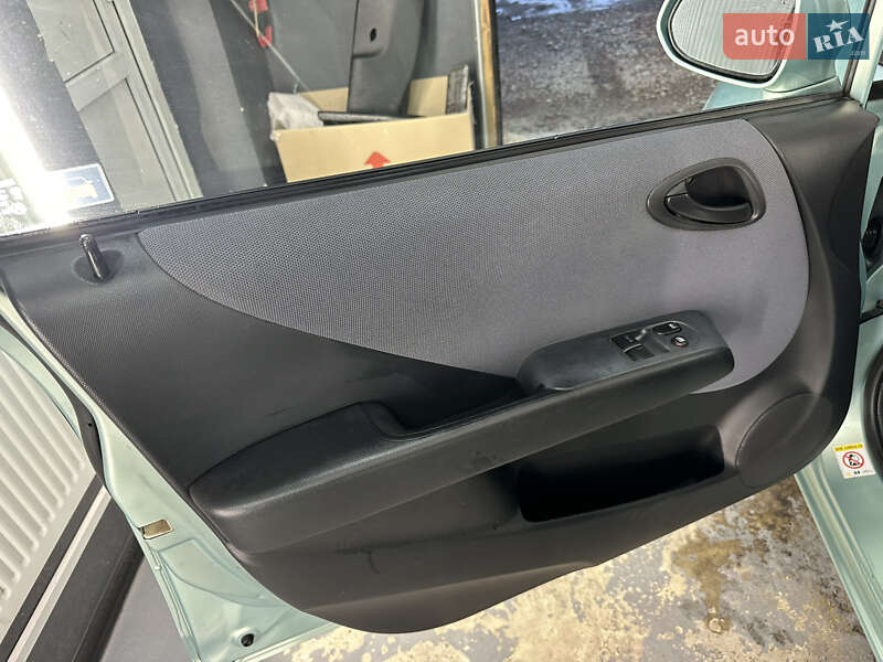 Хетчбек Honda Jazz 2002 в Львові фото 9 Хетчбек Honda Jazz 2002 в Львові