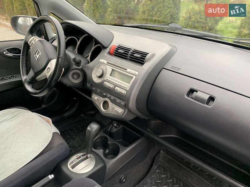 Хетчбек Honda Jazz 2007 в Іллінцях