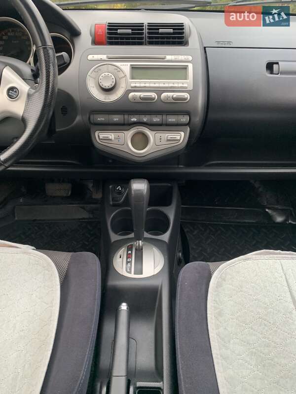 Хетчбек Honda Jazz 2007 в Іллінцях