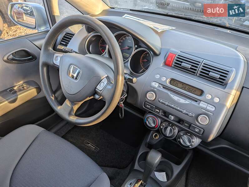 Хетчбек Honda Jazz 2004 в Рівному