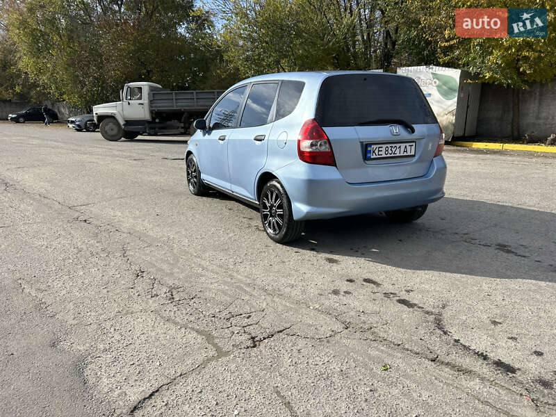 Хетчбек Honda Jazz 2002 в Дніпрі