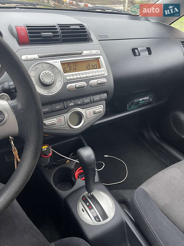 Хэтчбек Honda Jazz 2008 в Александрие