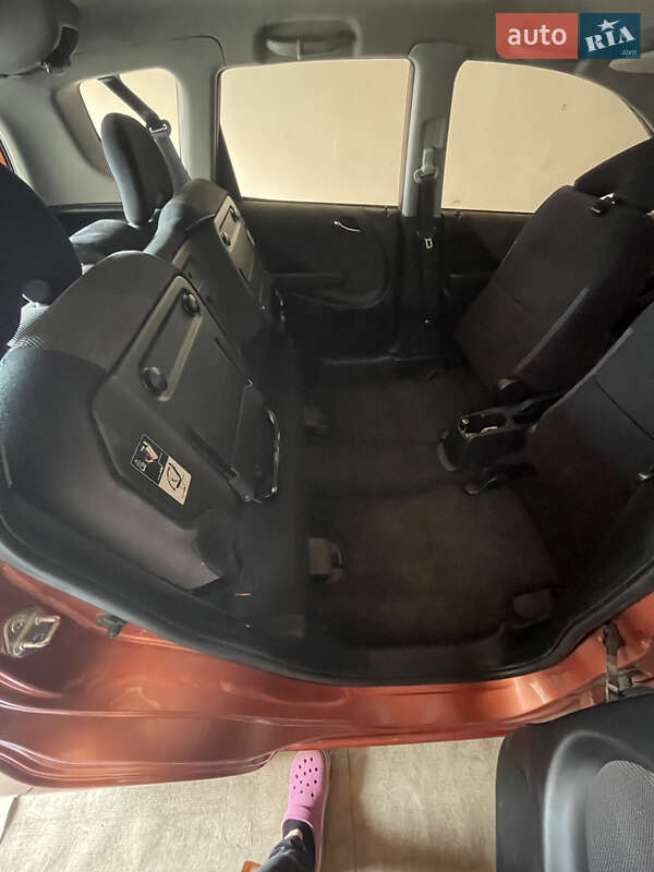 Хэтчбек Honda Jazz 2008 в Александрие