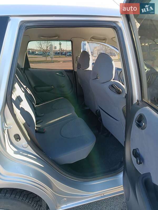 Хэтчбек Honda Jazz 2005 в Киеве фото 12 Хэтчбек Honda Jazz 2005 в Киеве