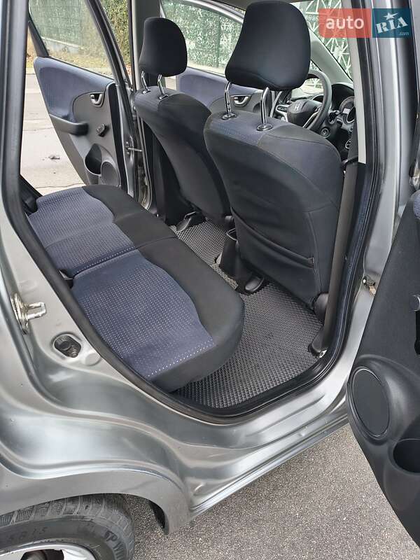 Хэтчбек Honda Jazz 2009 в Горишних Плавнях фото 26 Хэтчбек Honda Jazz 2009 в Горишних Плавнях
