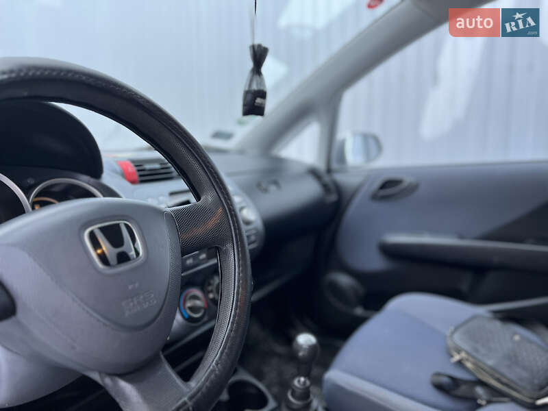 Хэтчбек Honda Jazz 2002 в Жовкве