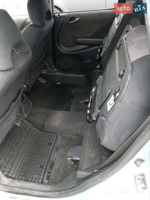 Хэтчбек Honda Jazz 2007 в Киеве