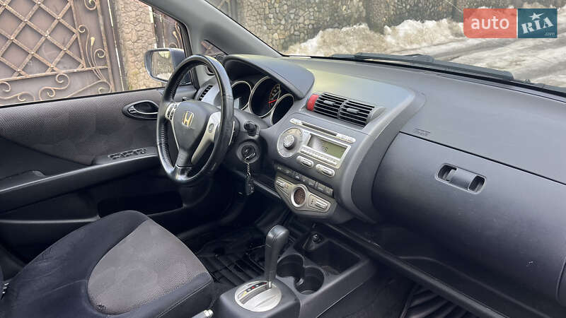 Хэтчбек Honda Jazz 2007 в Львове