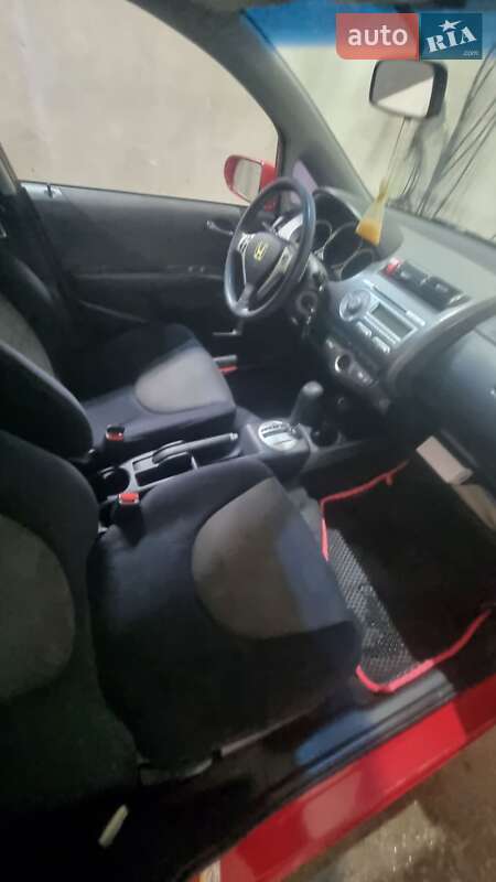 Хэтчбек Honda Jazz 2006 в Киеве