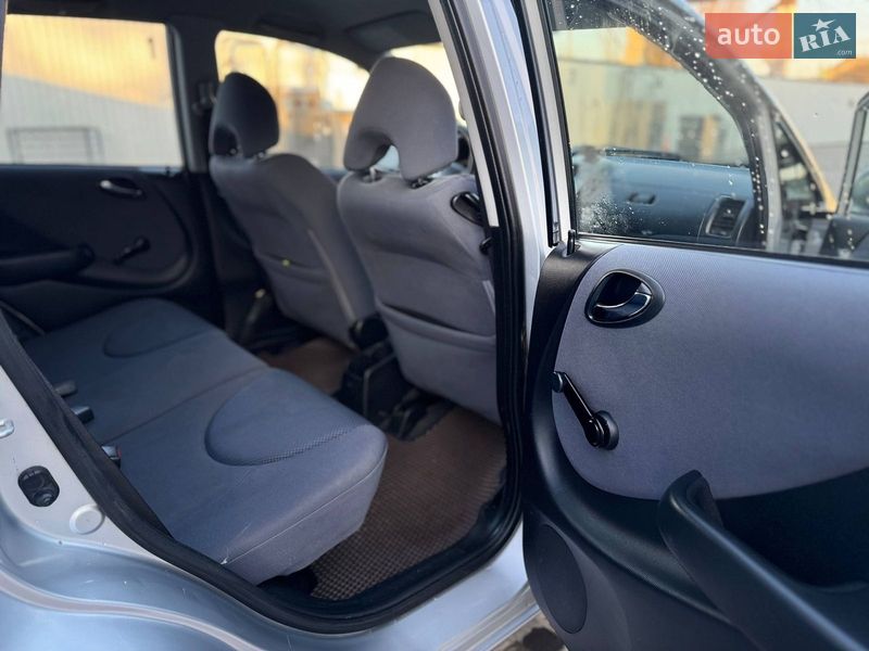 Хэтчбек Honda Jazz 2004 в Одессе