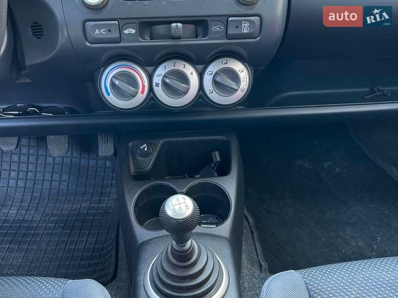 Хэтчбек Honda Jazz 2005 в Луцке