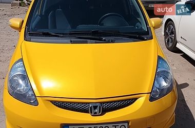 Хетчбек Honda Jazz 2005 в Дніпрі