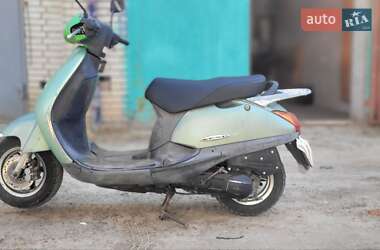 Скутер Honda Lead 100 2001 в Сумах
